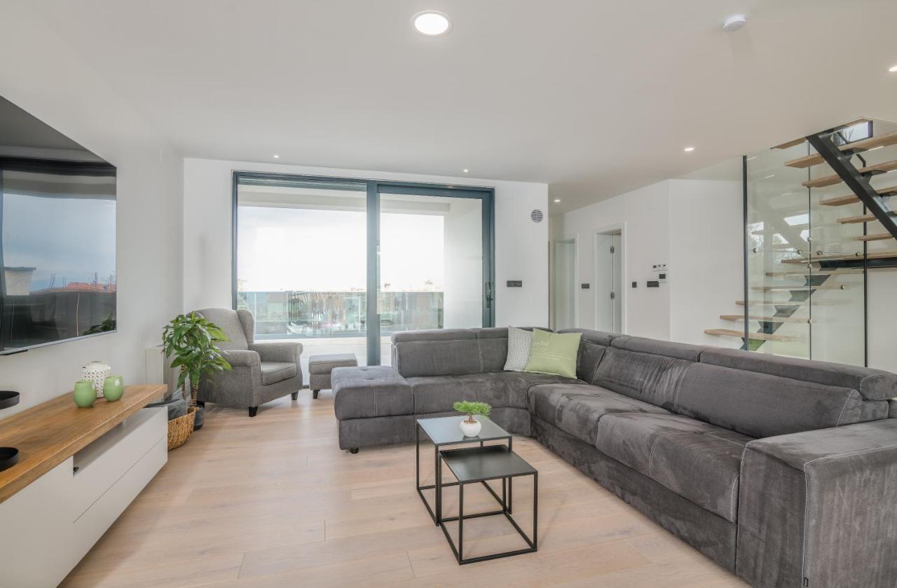 Luxury Villa Weiss - Malinska - Heated Pool - Central Floor Heating In Winter Екстер'єр фото